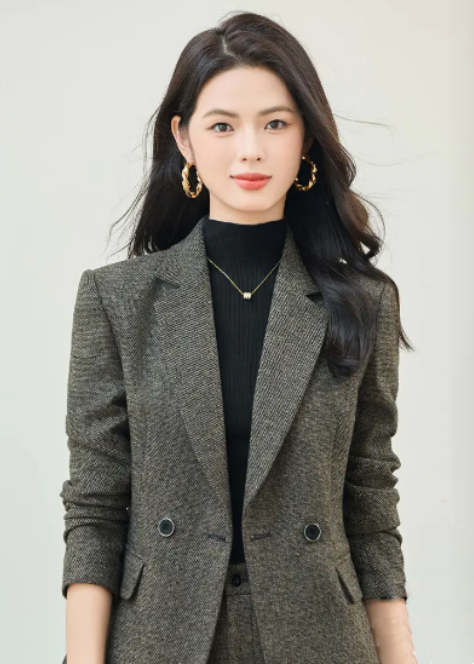 ���չ�Ӱ����ɫ��װ����������